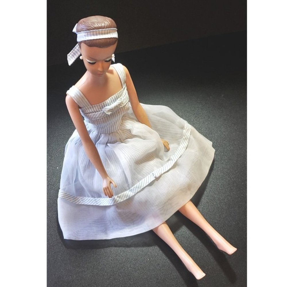 Collector's Barbie! Authentic 1962 "Fashion Queen" Model #870 - Picture 16 of 16